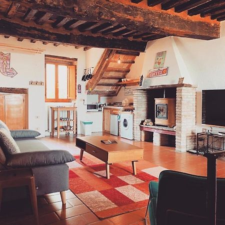 Mirabella - Monte Petriolo Appartement Buitenkant foto